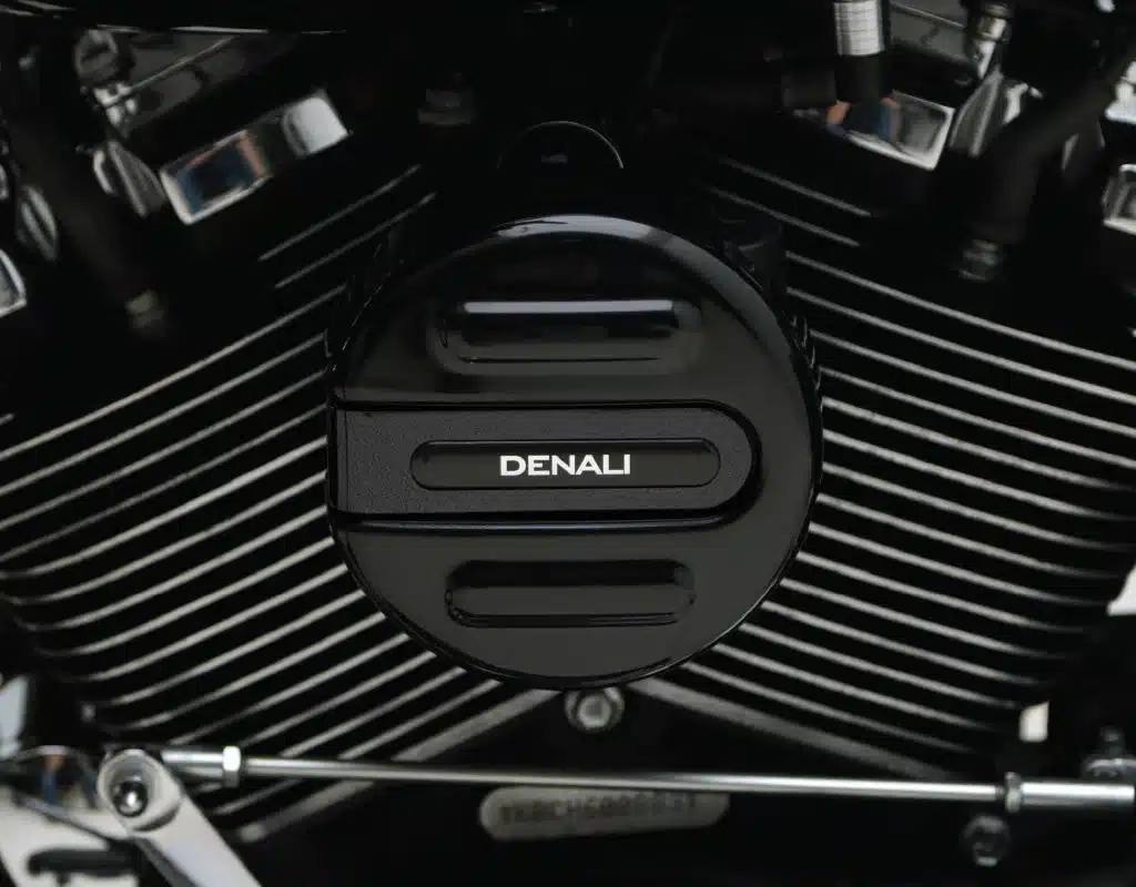 SoundBomb™ V-Twin Dual-Tone Air Horn with Cover - Image 5